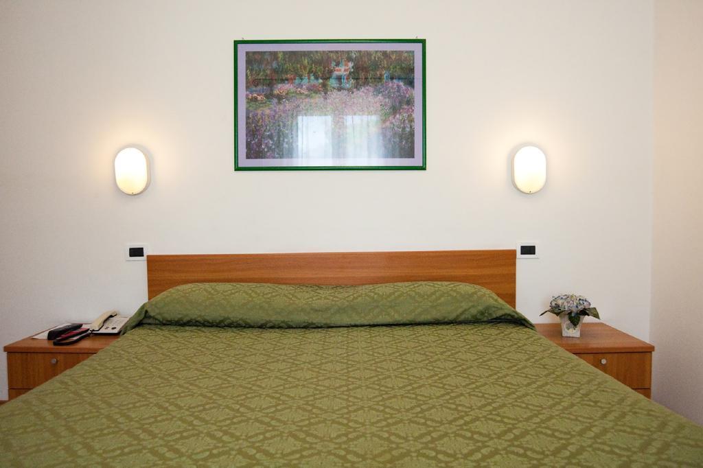 Hotel La Toscana Ареццо Екстер'єр фото